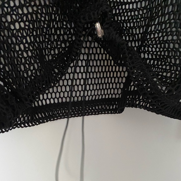 ZARA // sport top - Picture 3 of 4